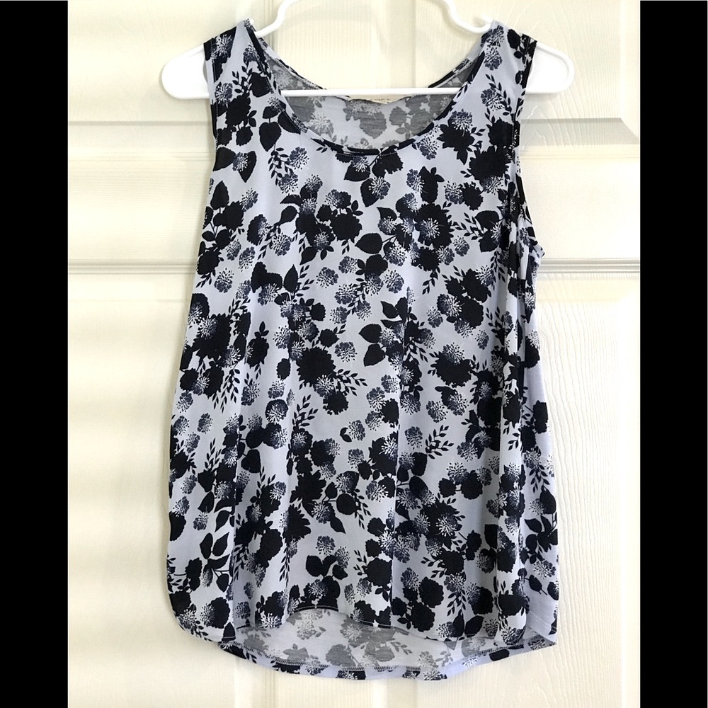LOFT blue floral sleeveless top